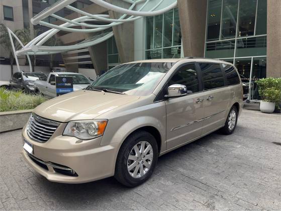 CHRYSLER TOWN & COUNTRY 3.6 LIMITED V6 24V GASOLINA 4P AUTOMÁTICO